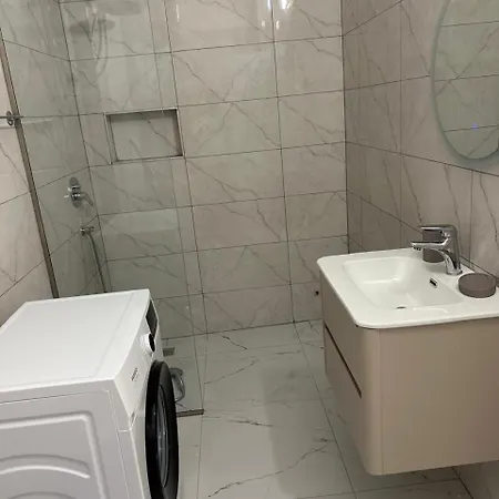 Apartment Adan Luxury 3*