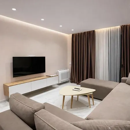 Adan Luxury Appartement Orikum