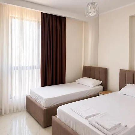 Adan Luxury Apartment Orikum
