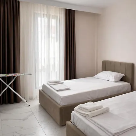 Adan Luxury Apartment Orikum