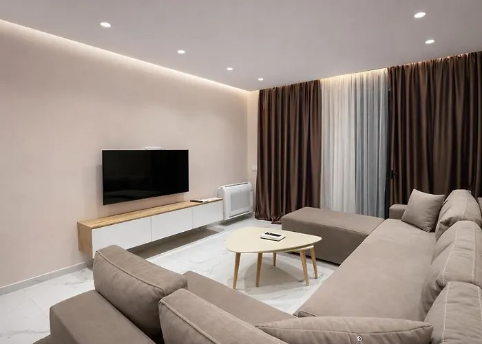 Adan Luxury Appartement Orikum